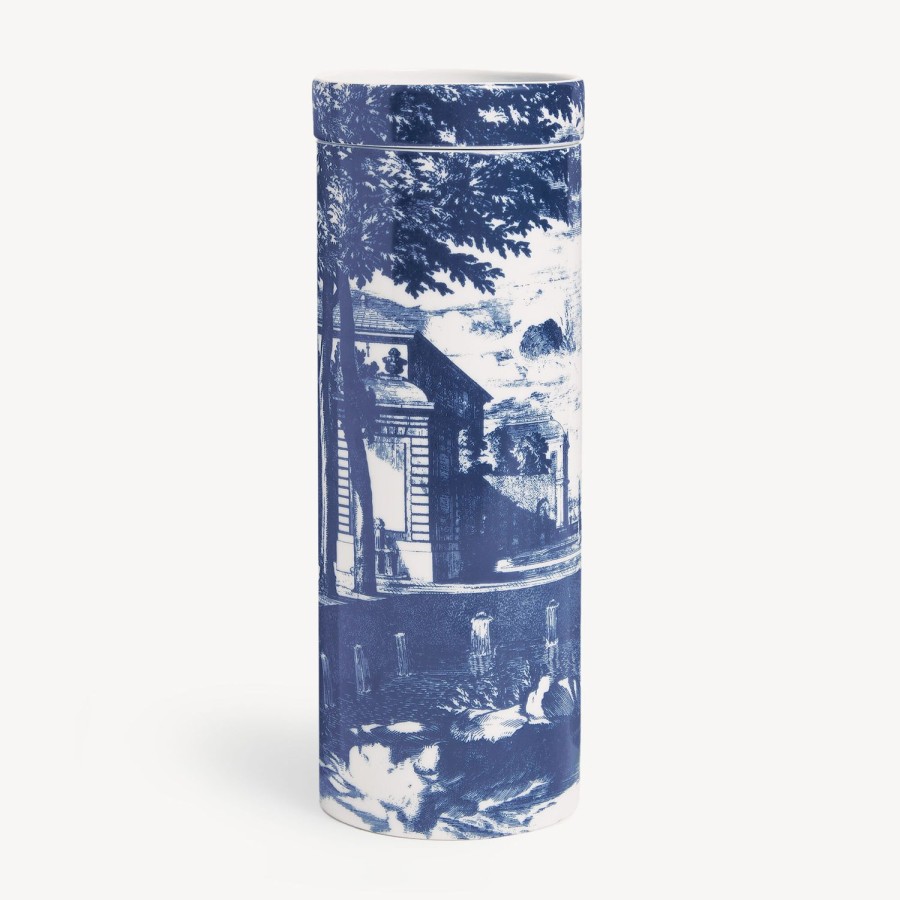 Fornasetti Nel Mentre Candela Profumata Alta - Decoro Giardino Settecentesco - Fragranza Giardino Segreto Blu Bianco Candele Profumate